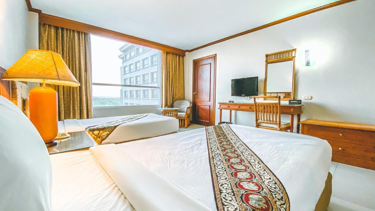K Park Grand Hotel Sha Plus Certified Surat Thani Exterior photo