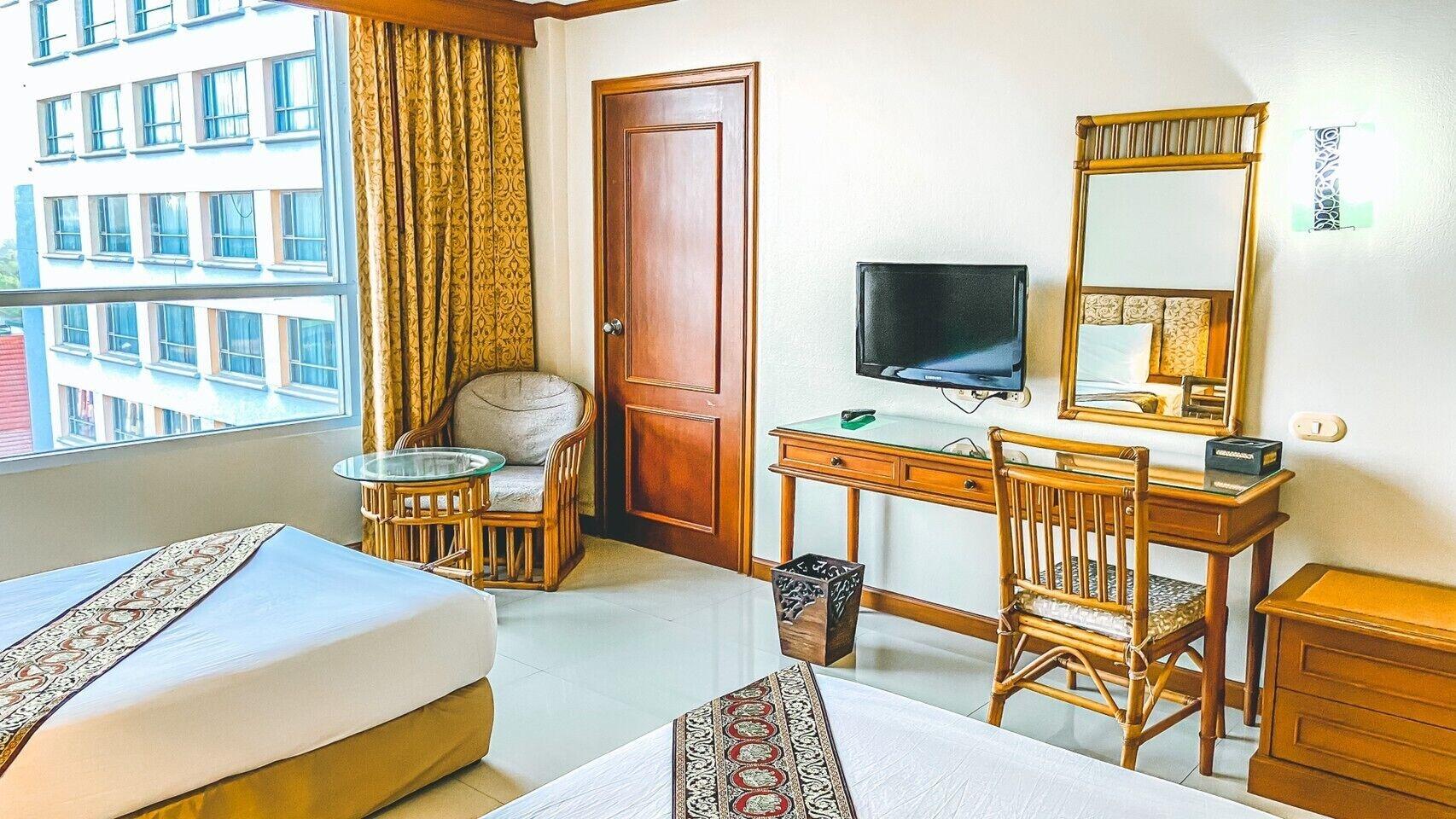 K Park Grand Hotel Sha Plus Certified Surat Thani Exterior photo