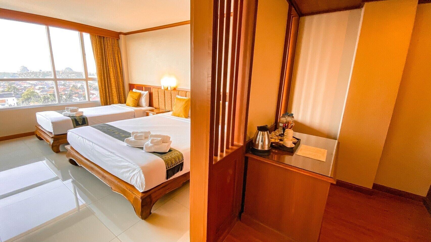 K Park Grand Hotel Sha Plus Certified Surat Thani Exterior photo